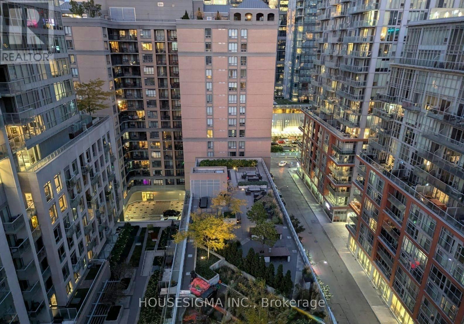 1403-30 Nelson Street, Toronto, ON, M5V 0H5 - 11
