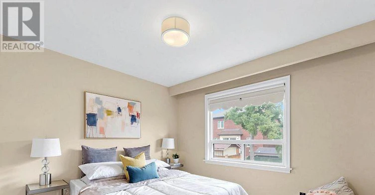 53 Wedgewood Drive, Toronto, ON, M2M 2H4 - 7
