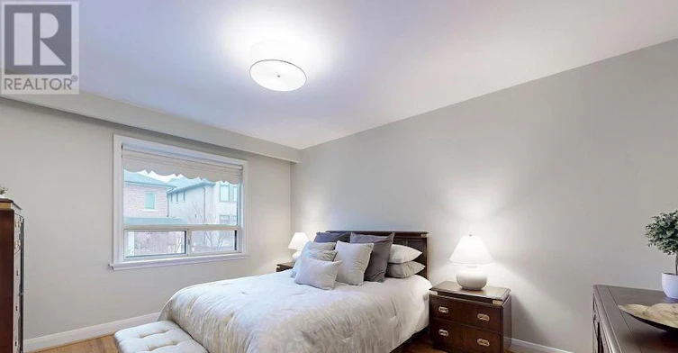 53 Wedgewood Drive, Toronto, ON, M2M 2H4 - 8