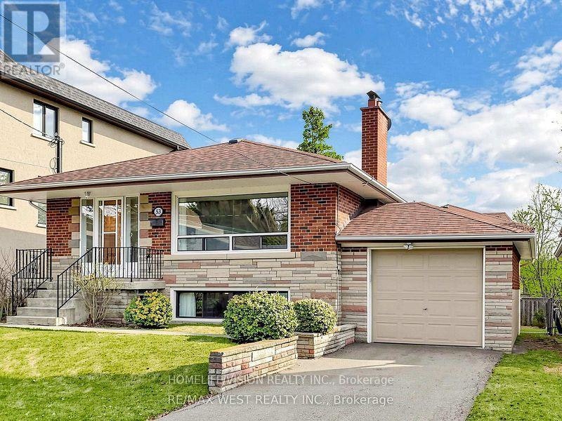 53 Wedgewood Drive, Toronto, ON, M2M 2H4