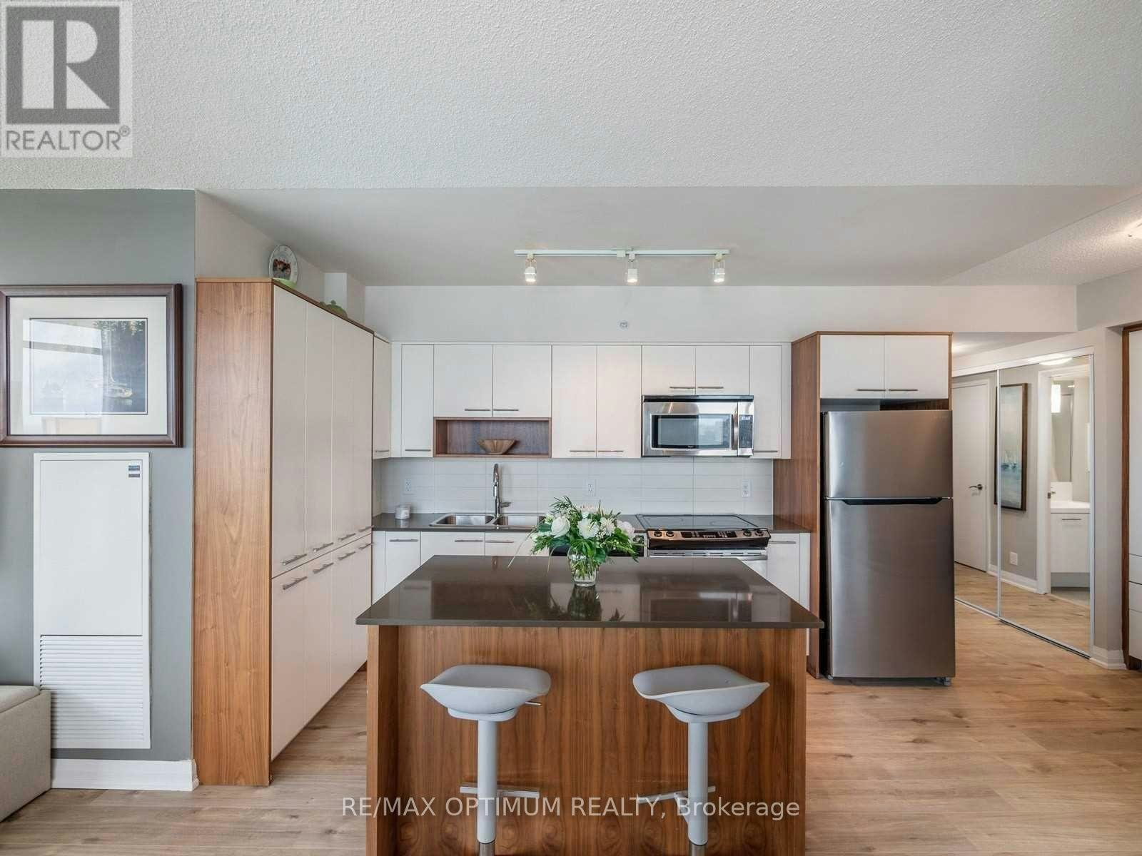 1809-1 Valhalla Inn Road, Toronto, ON, M9B 1S9 - 21