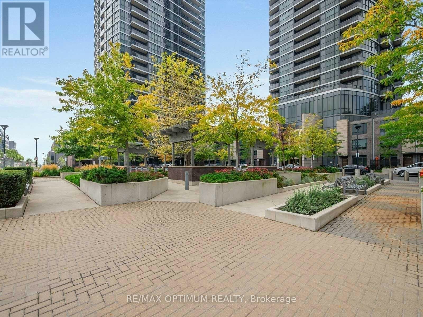 1809-1 Valhalla Inn Road, Toronto, ON, M9B 1S9 - 3