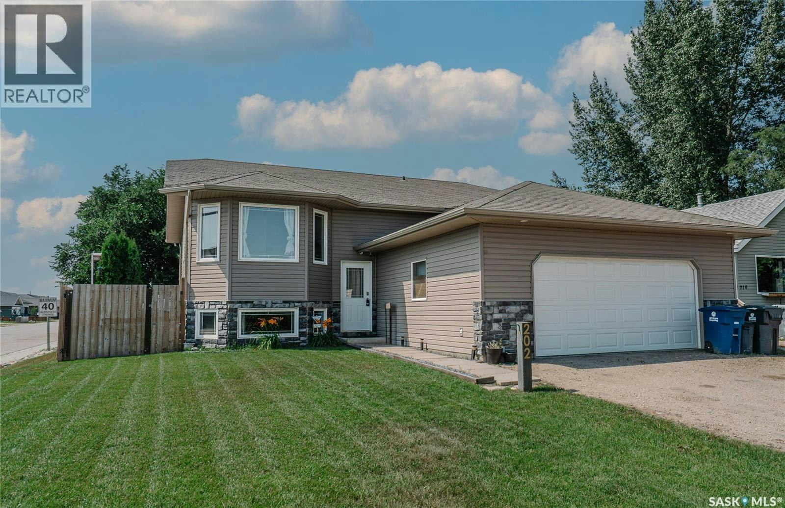 202 Haichert Street, Warman, SK, S0K 4S0