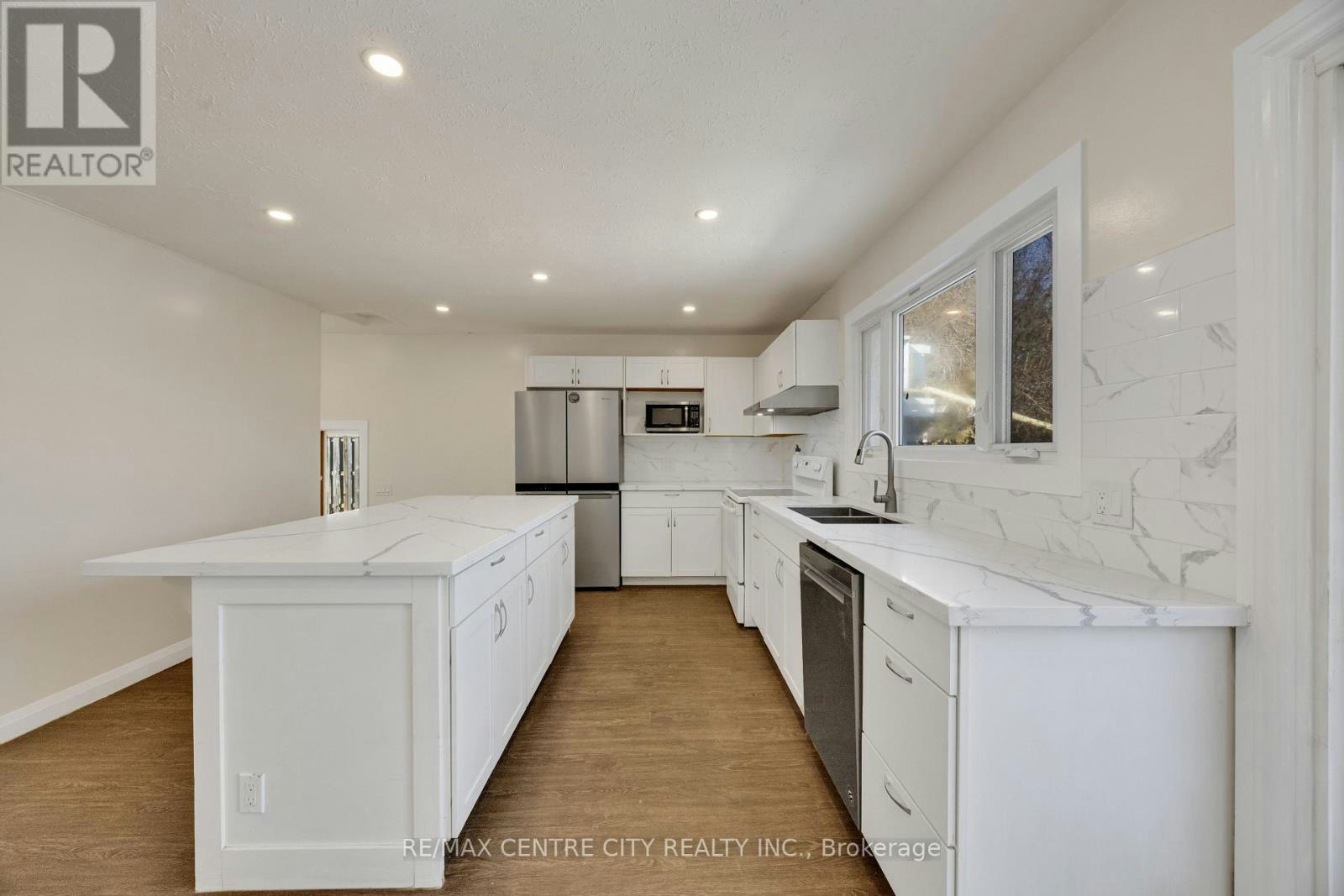 78 Langarth Street W, London, ON, N6J 1P4 - 2