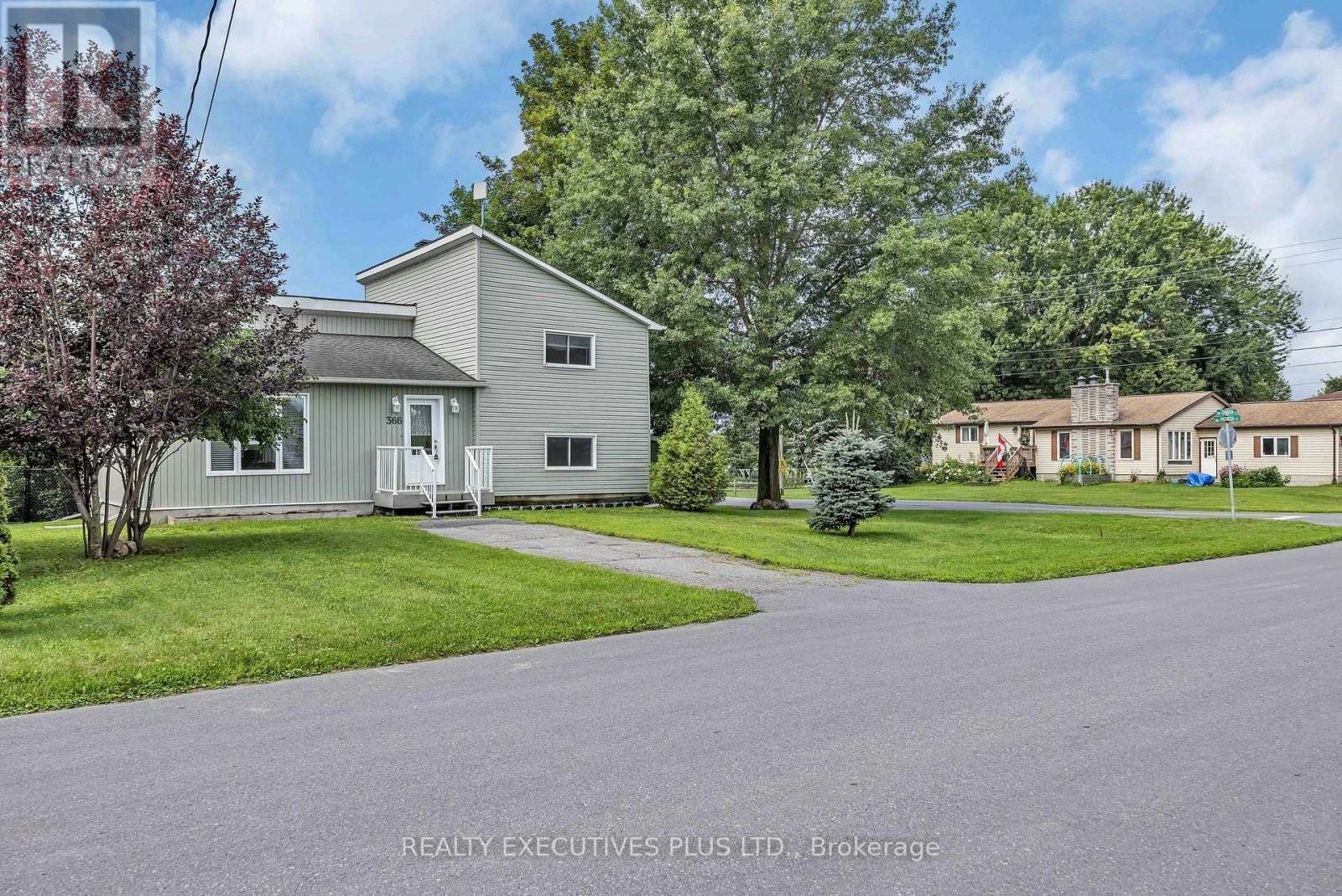 366 Charron Street, Clarence-Rockland, ON, K4K 1B2