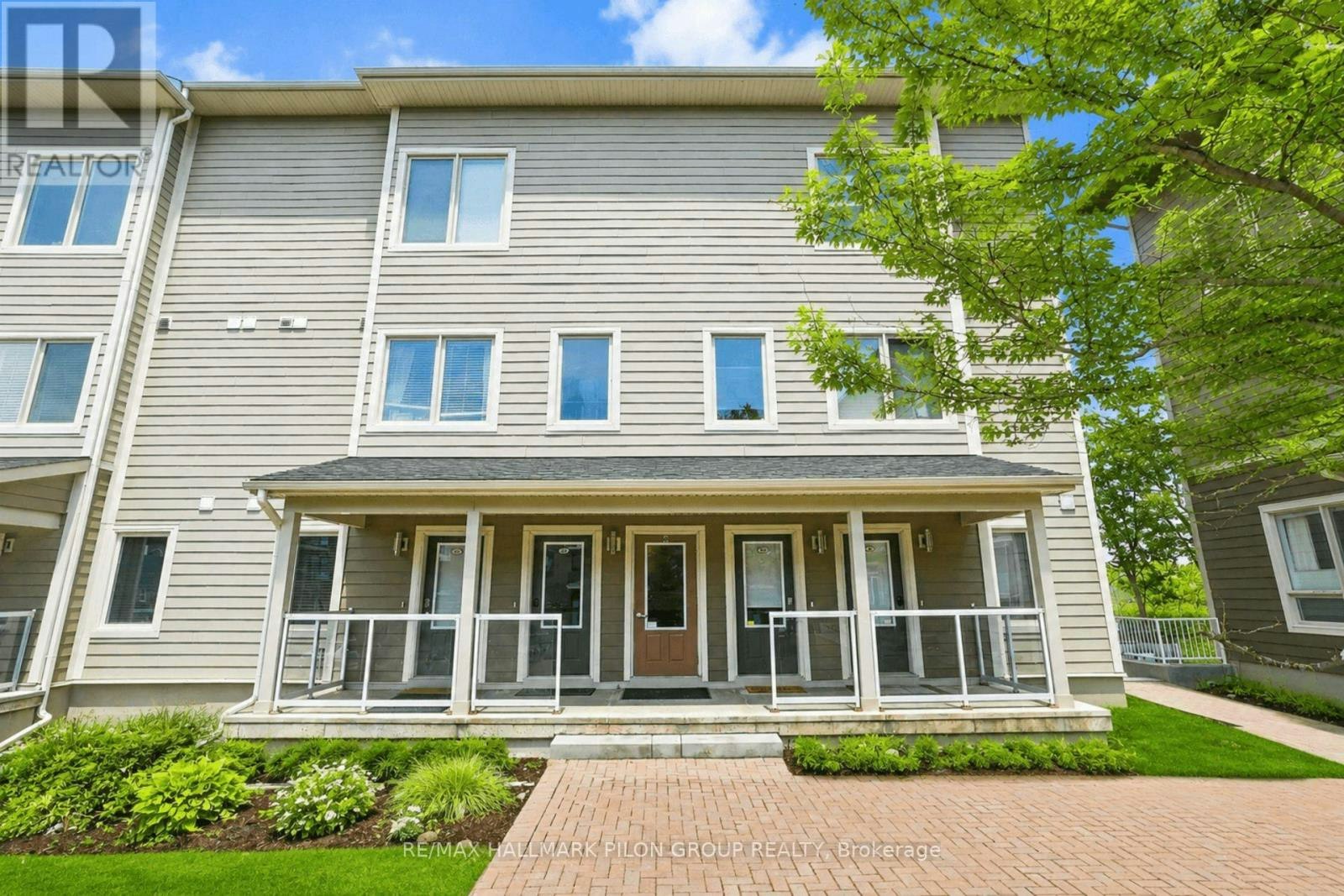 44 Meach Private, Ottawa, ON, K2S 0T8