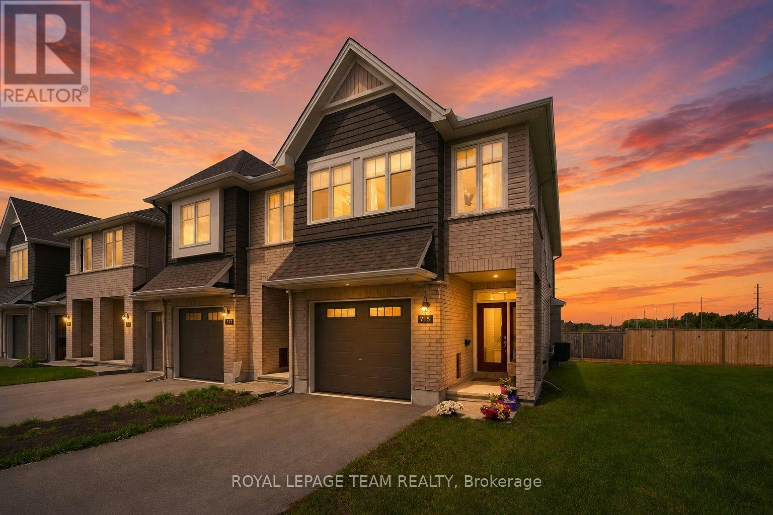 715 Maverick Crescent, Ottawa, ON, K2S 2X1