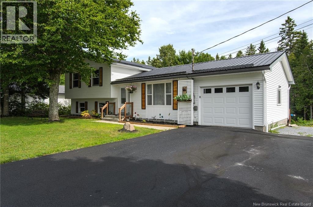 44 Wedgewood Drive, Rothesay, NB, E2E 3P8