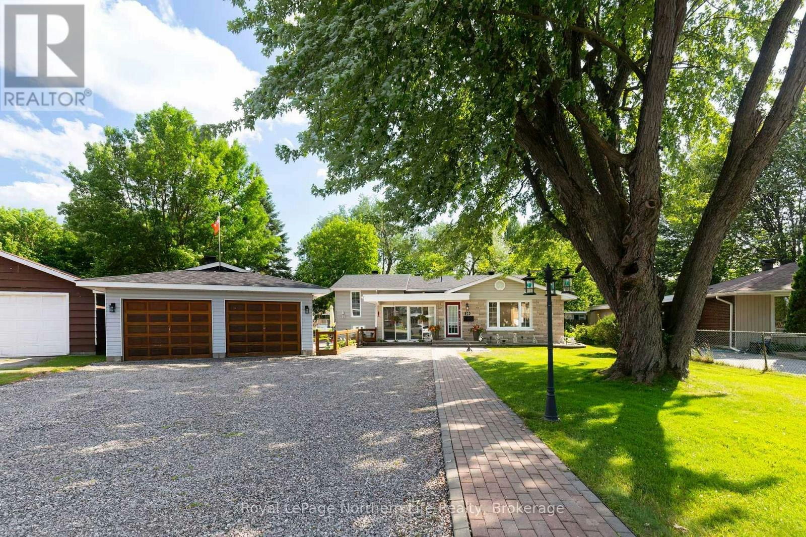 29 Marshall Park Drive, North Bay, ON, P1A 2N8