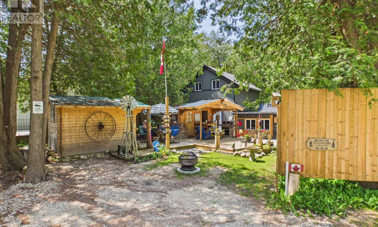 3 Shady Lane