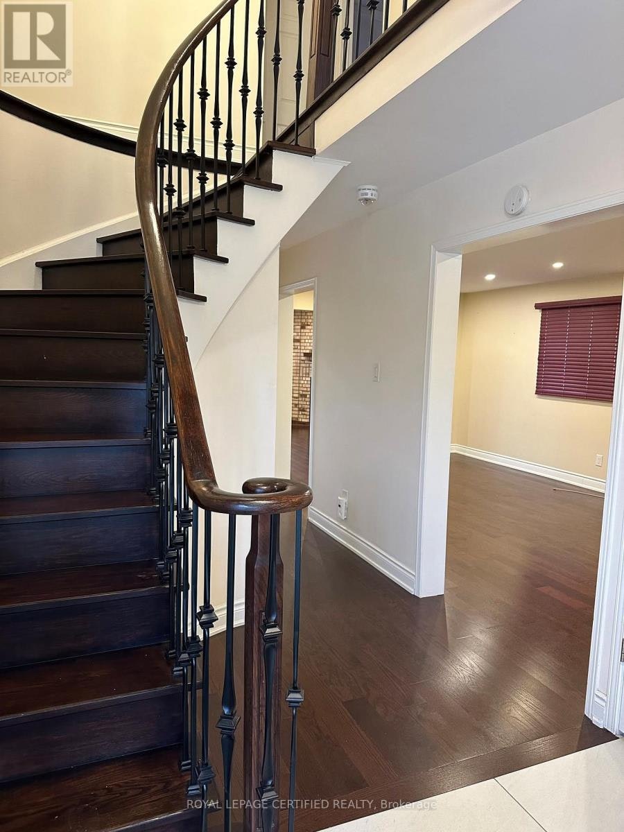MAIN-210 Ecclestone Drive, Brampton, ON, L6X 3R1 - 23
