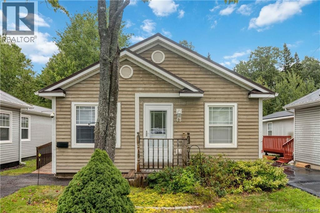43 Sequoia Drive, Moncton, NB, E1E 0A1
