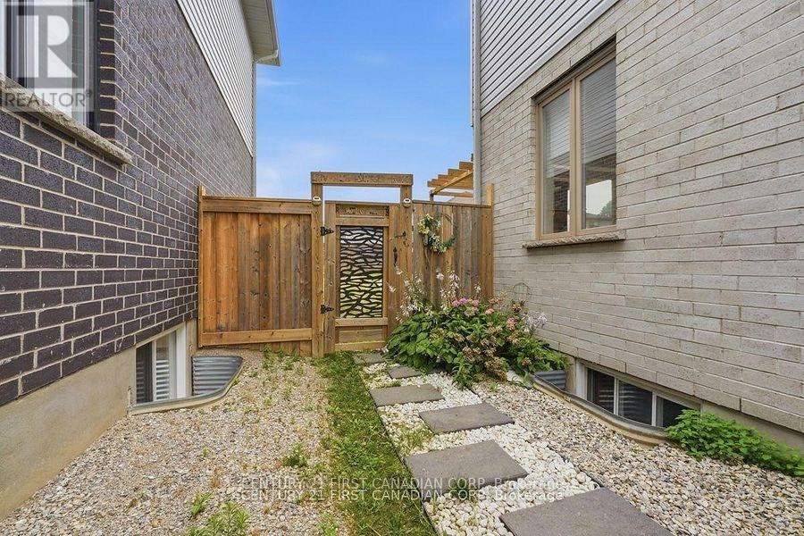 464 Jessica Way Road, London, ON, N6H 5L4 - 39