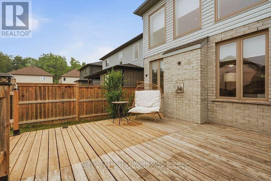 464 Jessica Way Road, London, ON, N6H 5L4 - 37