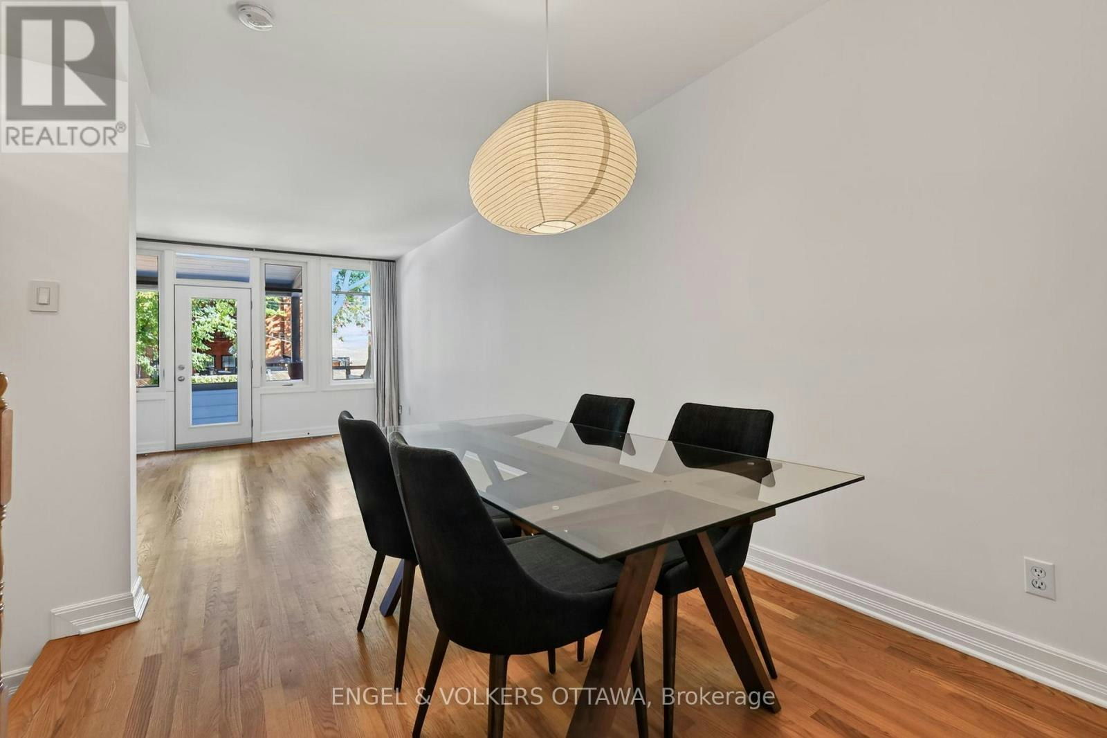 107-A Third Avenue, Ottawa, ON, K1S 2J7 - 9