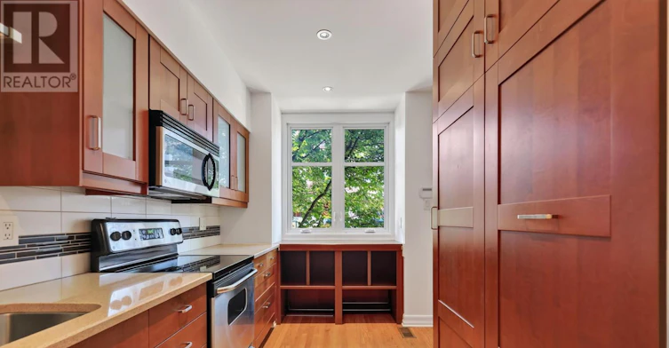 107-A Third Avenue, Ottawa, ON, K1S 2J7 - 7