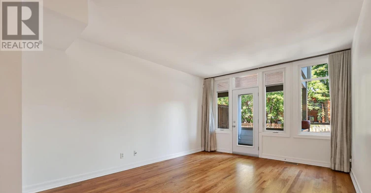107-A Third Avenue, Ottawa, ON, K1S 2J7 - 12