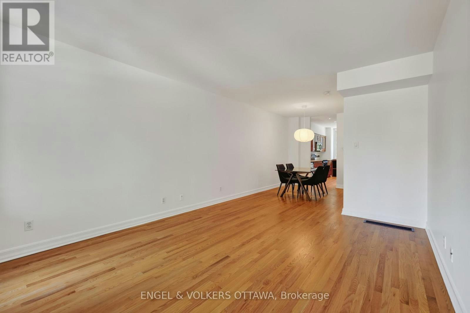 107-A Third Avenue, Ottawa, ON, K1S 2J7 - 16