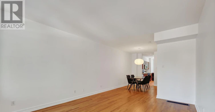 107-A Third Avenue, Ottawa, ON, K1S 2J7 - 16