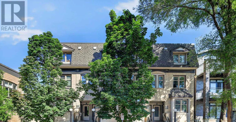 107-A Third Avenue, Ottawa, ON, K1S 2J7 - 2