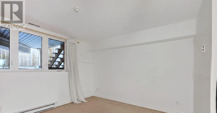 107-A Third Avenue, Ottawa, ON, K1S 2J7 - 23