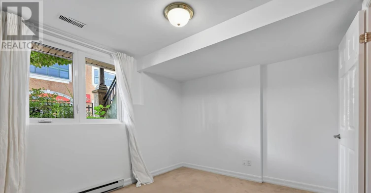 107-A Third Avenue, Ottawa, ON, K1S 2J7 - 30