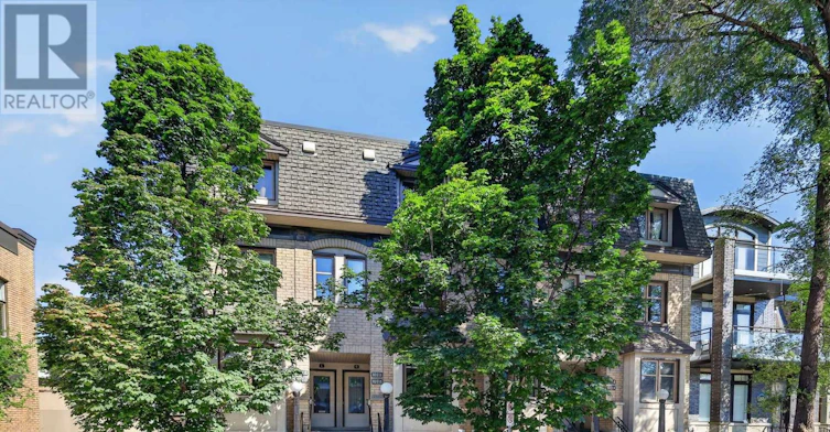 107-A Third Avenue, Ottawa, ON, K1S 2J7
