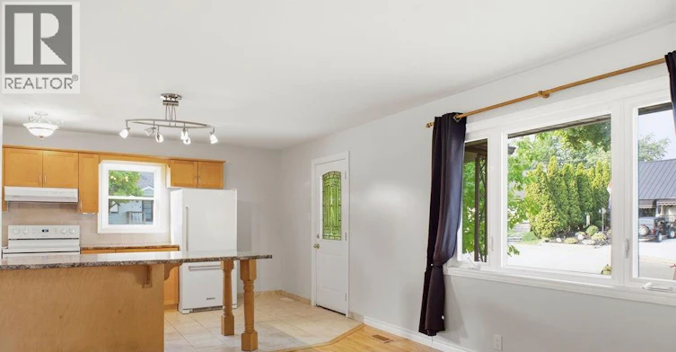 866 Francois Court, Windsor, ON, N8Y 3W4 - 9