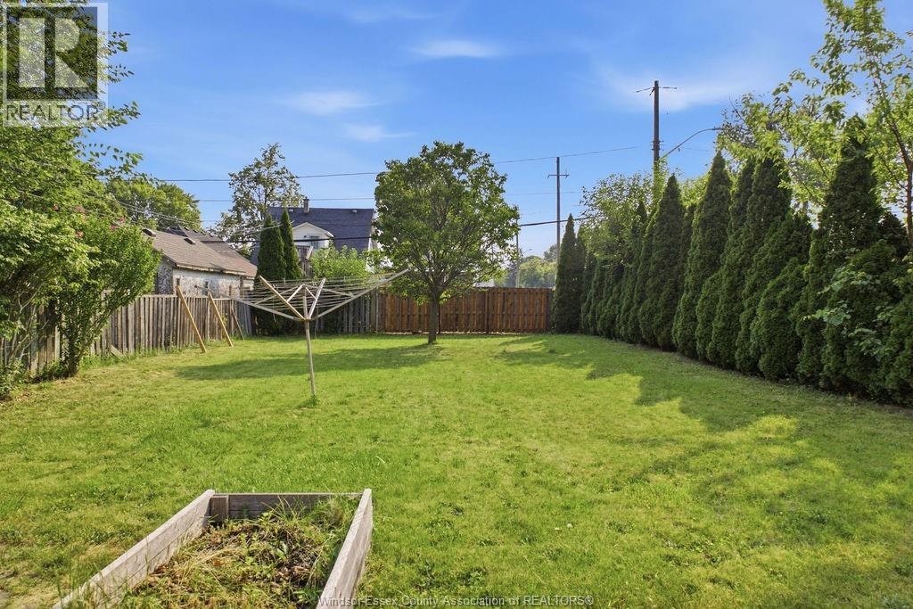 866 Francois Court, Windsor, ON, N8Y 3W4 - 35