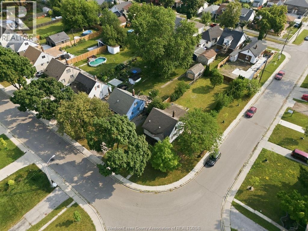 866 Francois Court, Windsor, ON, N8Y 3W4 - 41