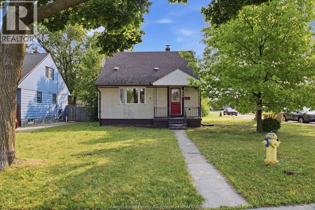 866 Francois Court, Windsor, ON, N8Y 3W4 - 2