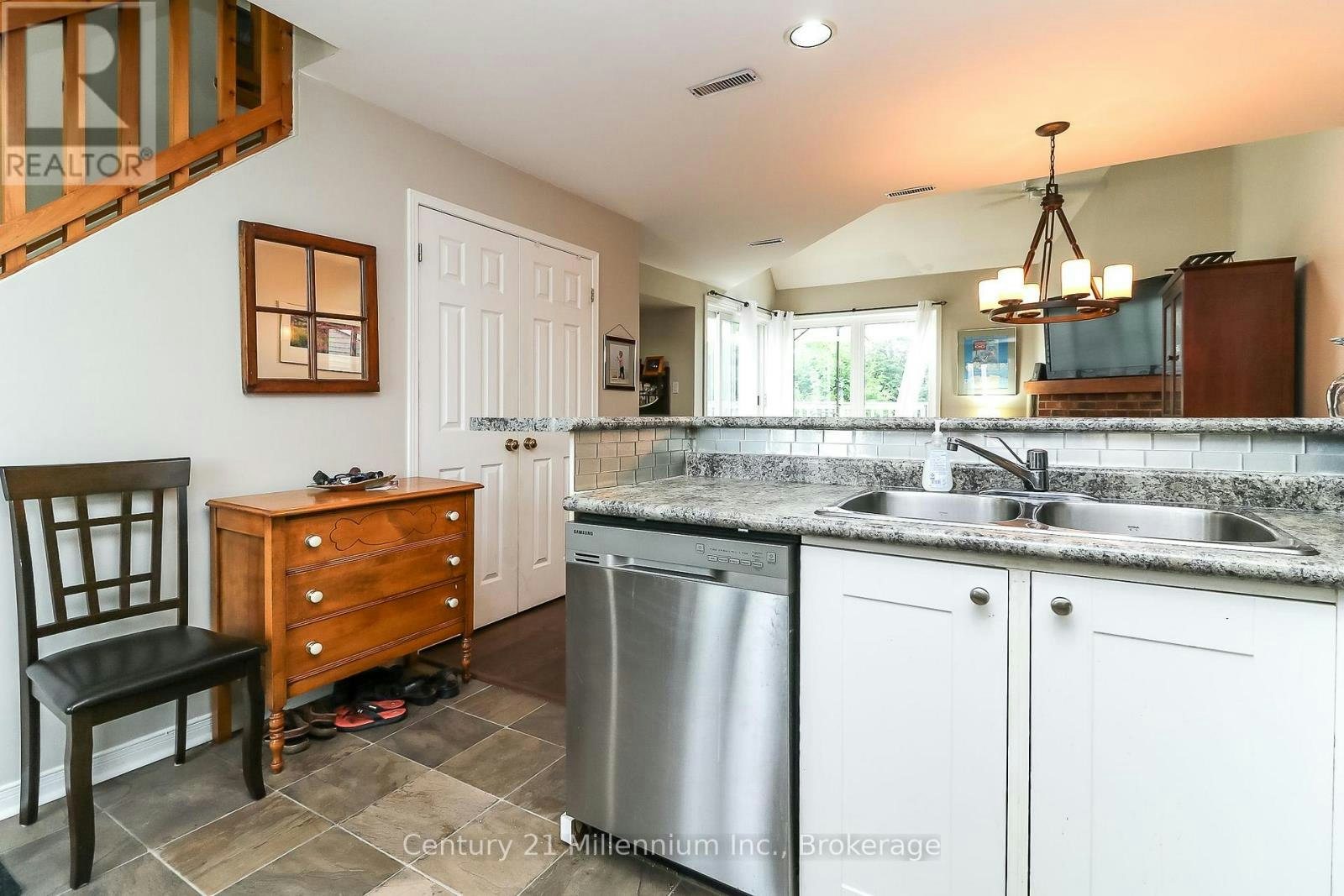 124-55 Trott Boulevard, Collingwood, ON, L9Y 5B8