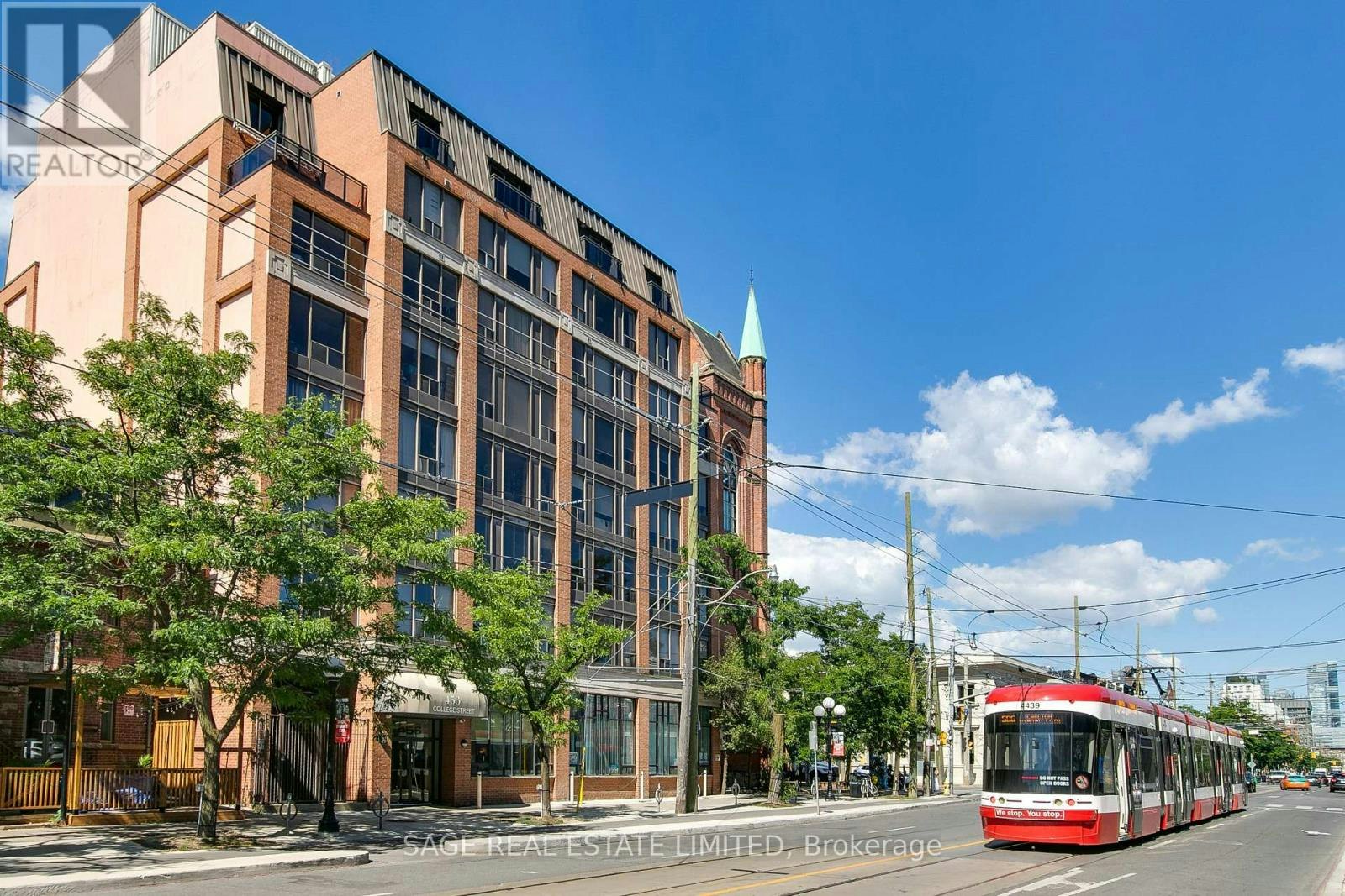 801-456 College Street, Toronto, ON, M6G 4A3