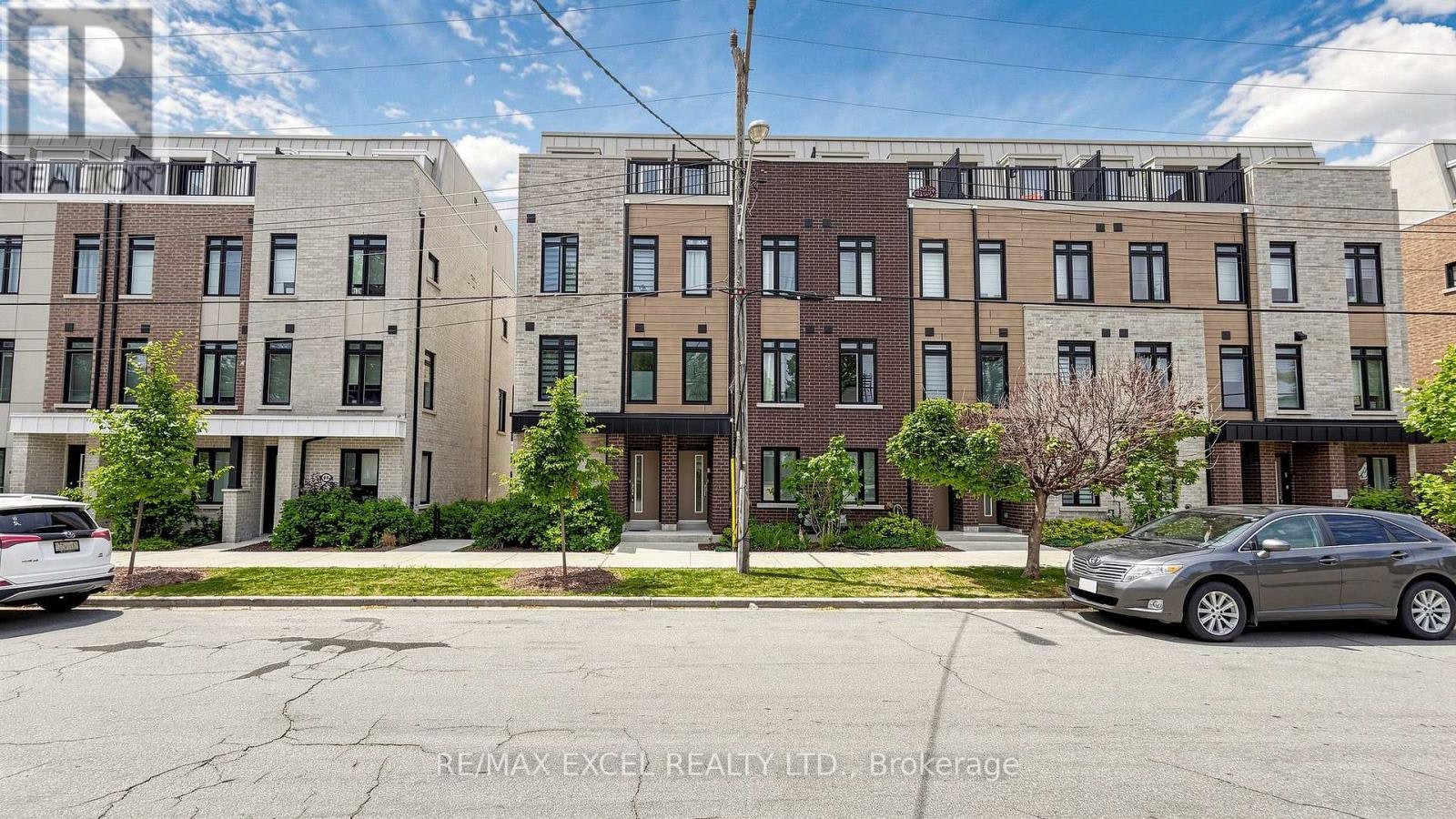 68A Tisdale Avenue, Toronto, ON, M4A 0A9
