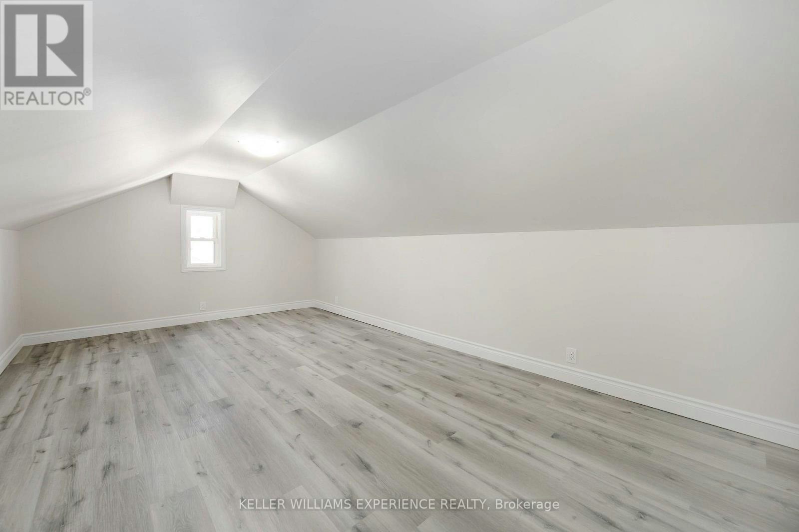 UPPER-52 Cundles Road E, Barrie, ON, L4M 2Z7 - 14