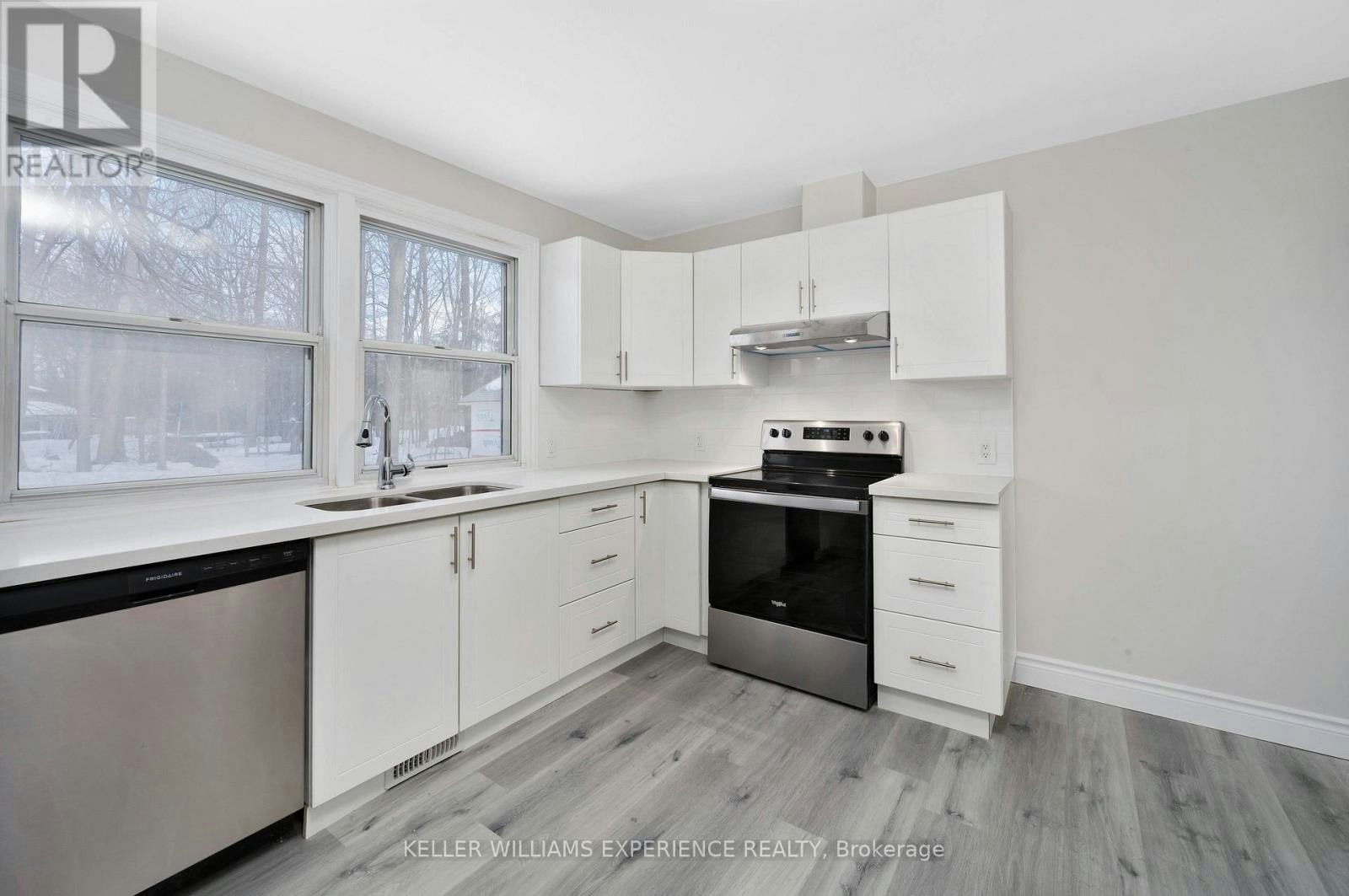 UPPER-52 Cundles Road E, Barrie, ON, L4M 2Z7 - 3