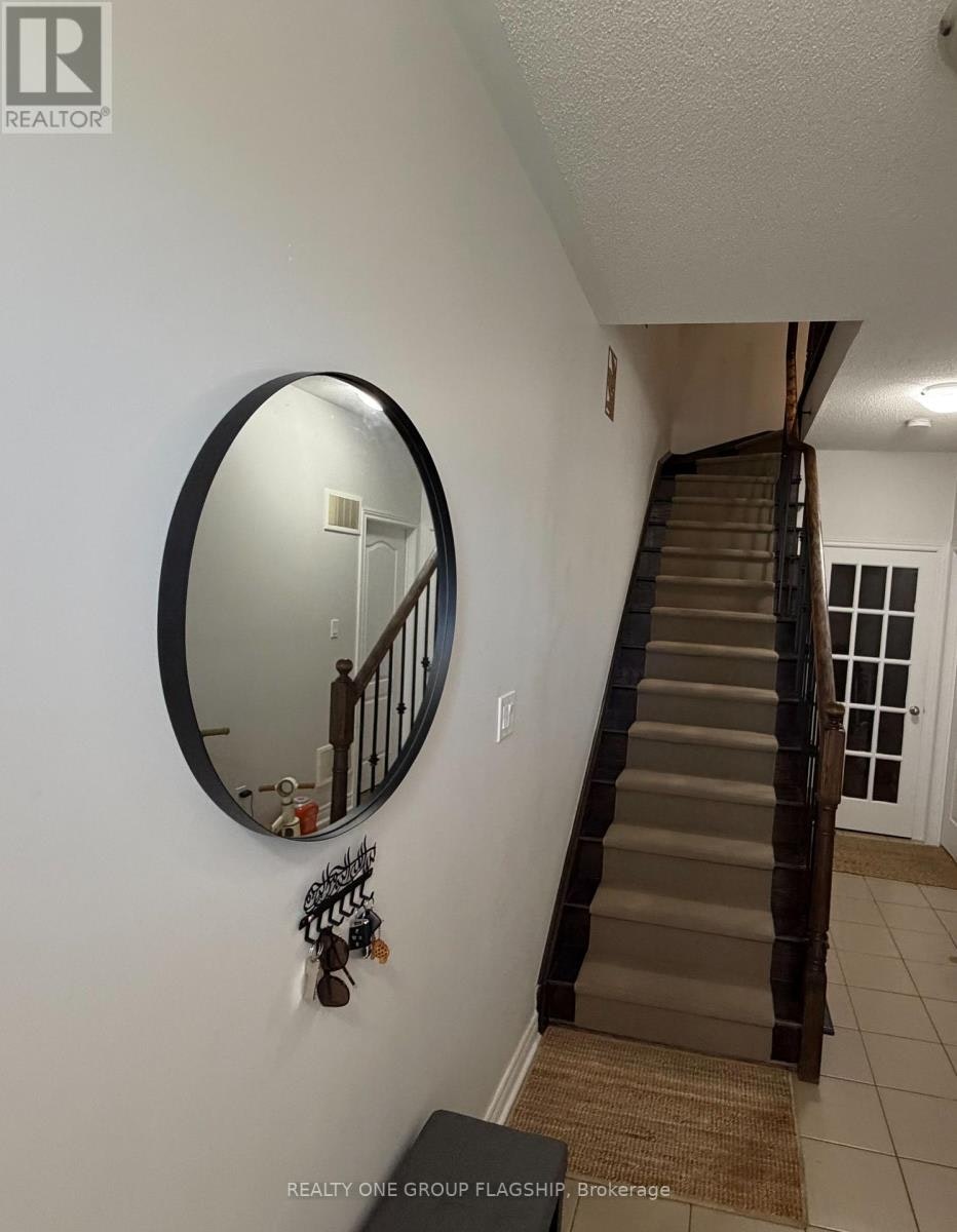17-5710 Long Valley Road, Mississauga, ON, L5M 0M1 - 3