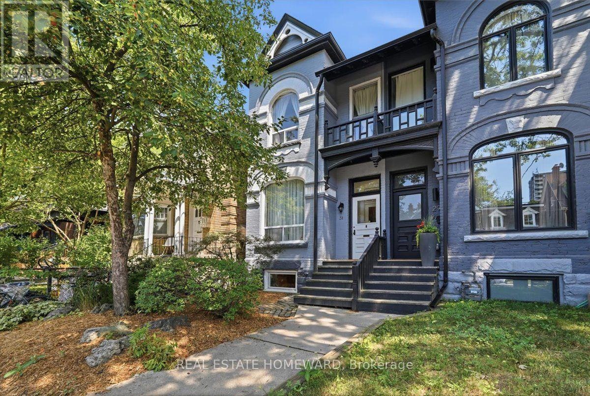 31 Sorauren Avenue, Toronto, ON, M6R 2C8