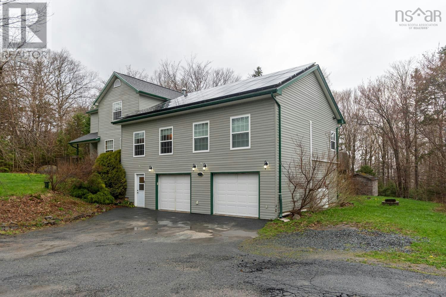 10 Sylvania Terrace, Hammonds Plains, NS, B3Z 1J1