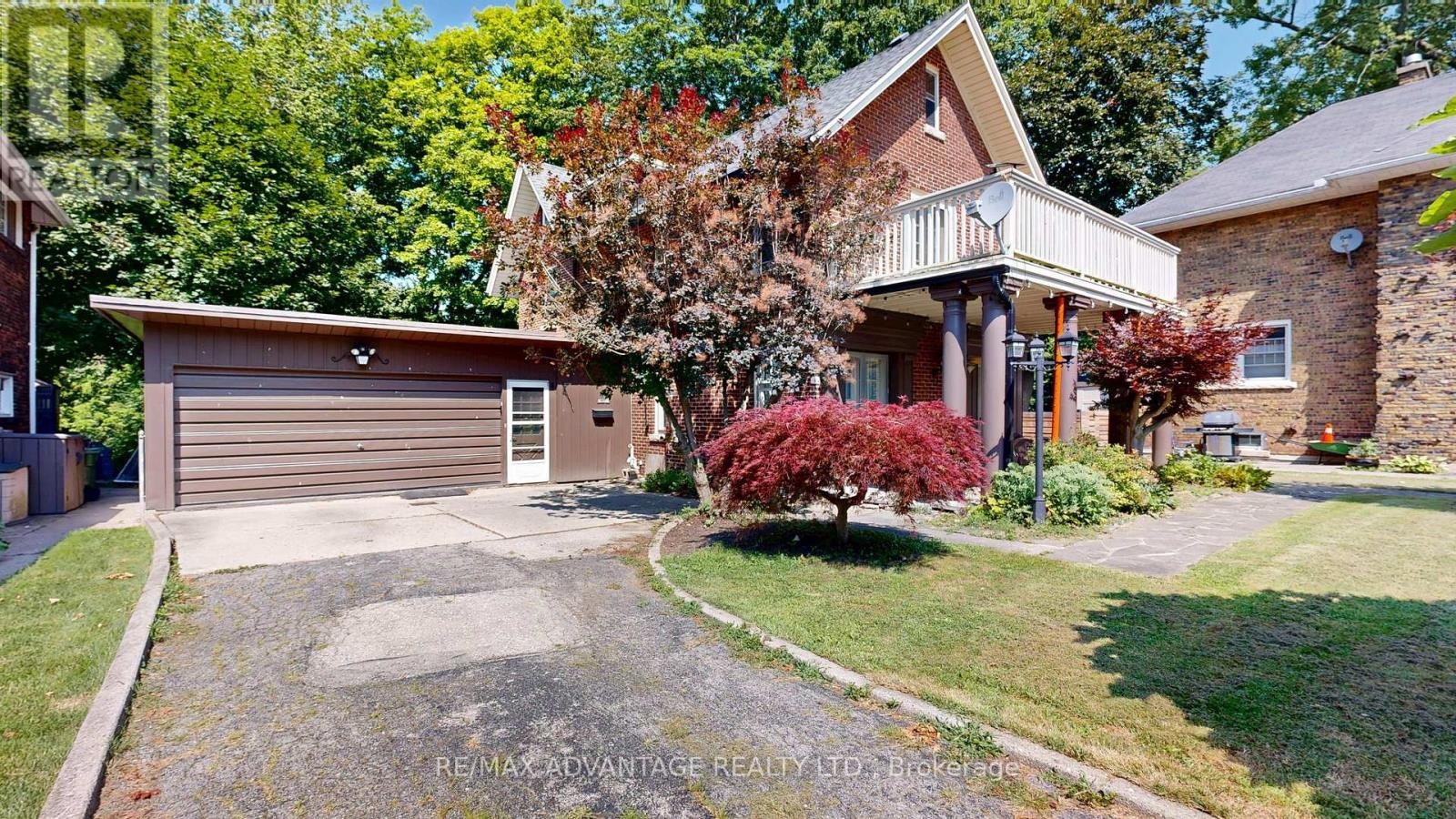 4 Farley Place, St. Thomas, ON, N5R 3E5