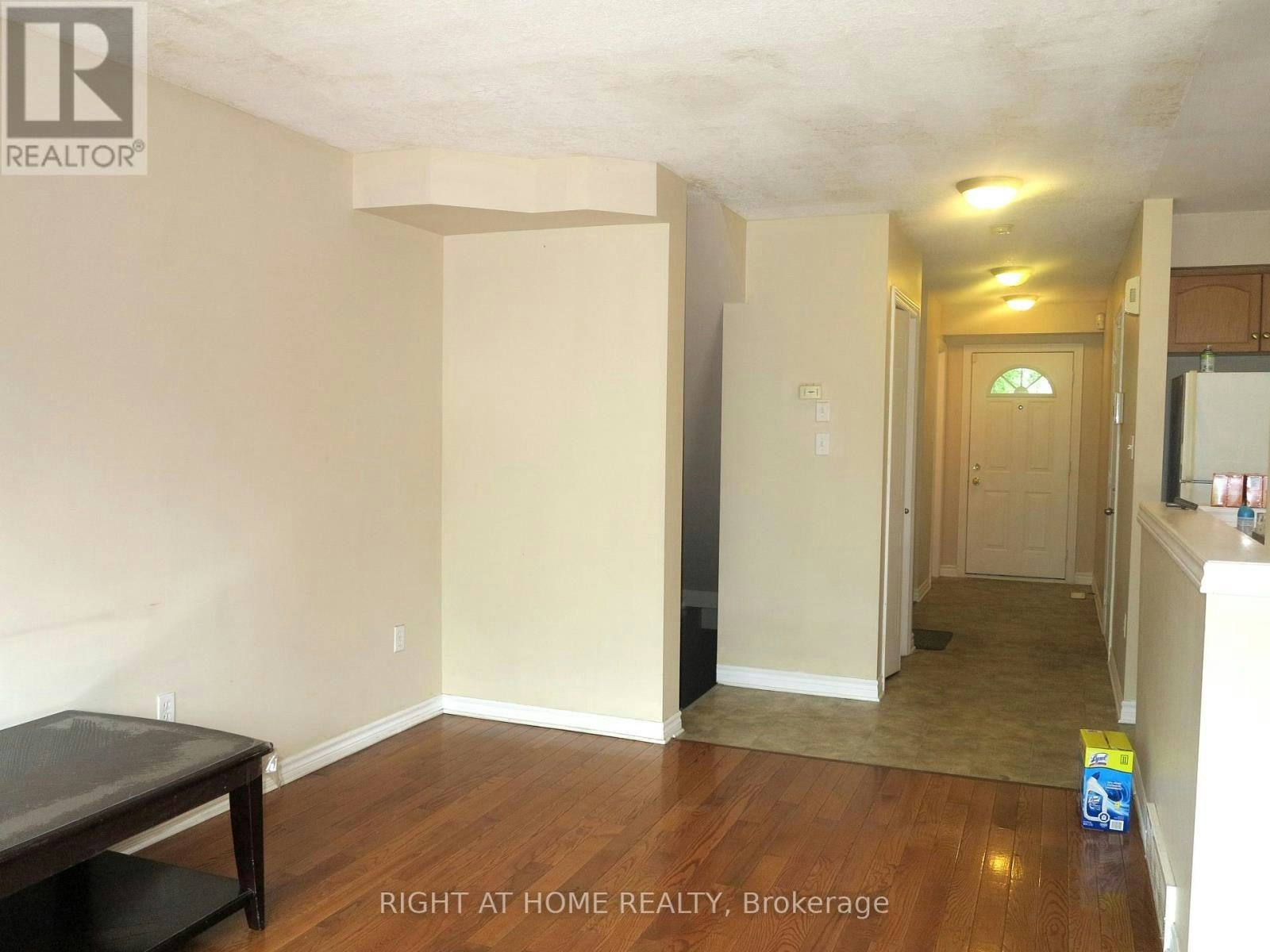 692 Oakcrossing Road, London, ON, N6H 5V9 - 4