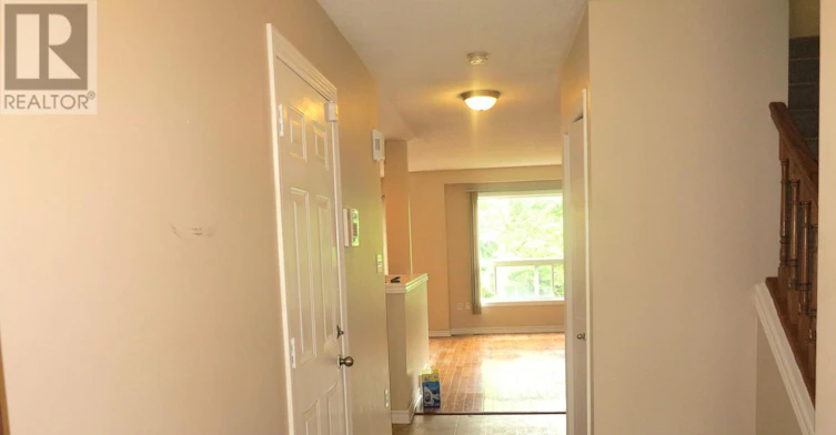 692 Oakcrossing Road, London, ON, N6H 5V9 - 2