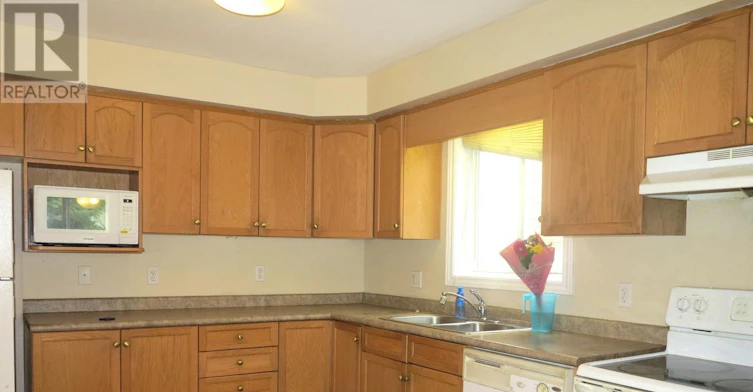 692 Oakcrossing Road, London, ON, N6H 5V9 - 6