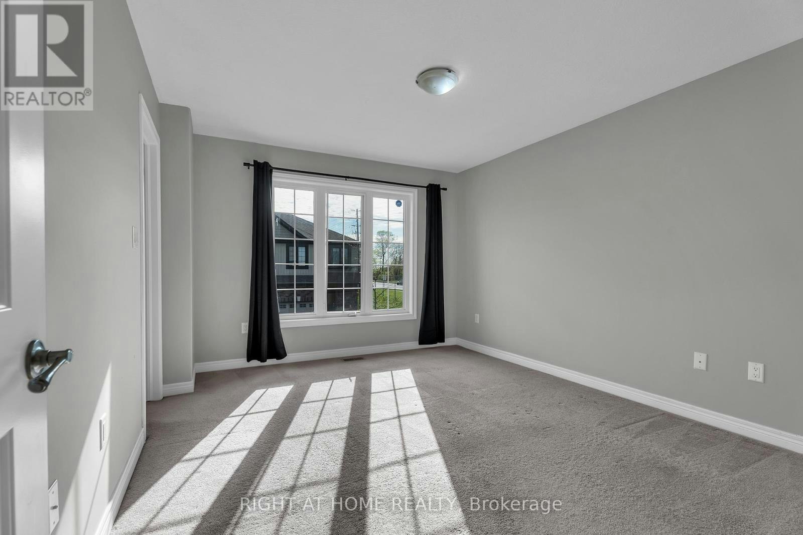 16-1030 Oakcrossing Gate, London, ON, N6H 0H1 - 17