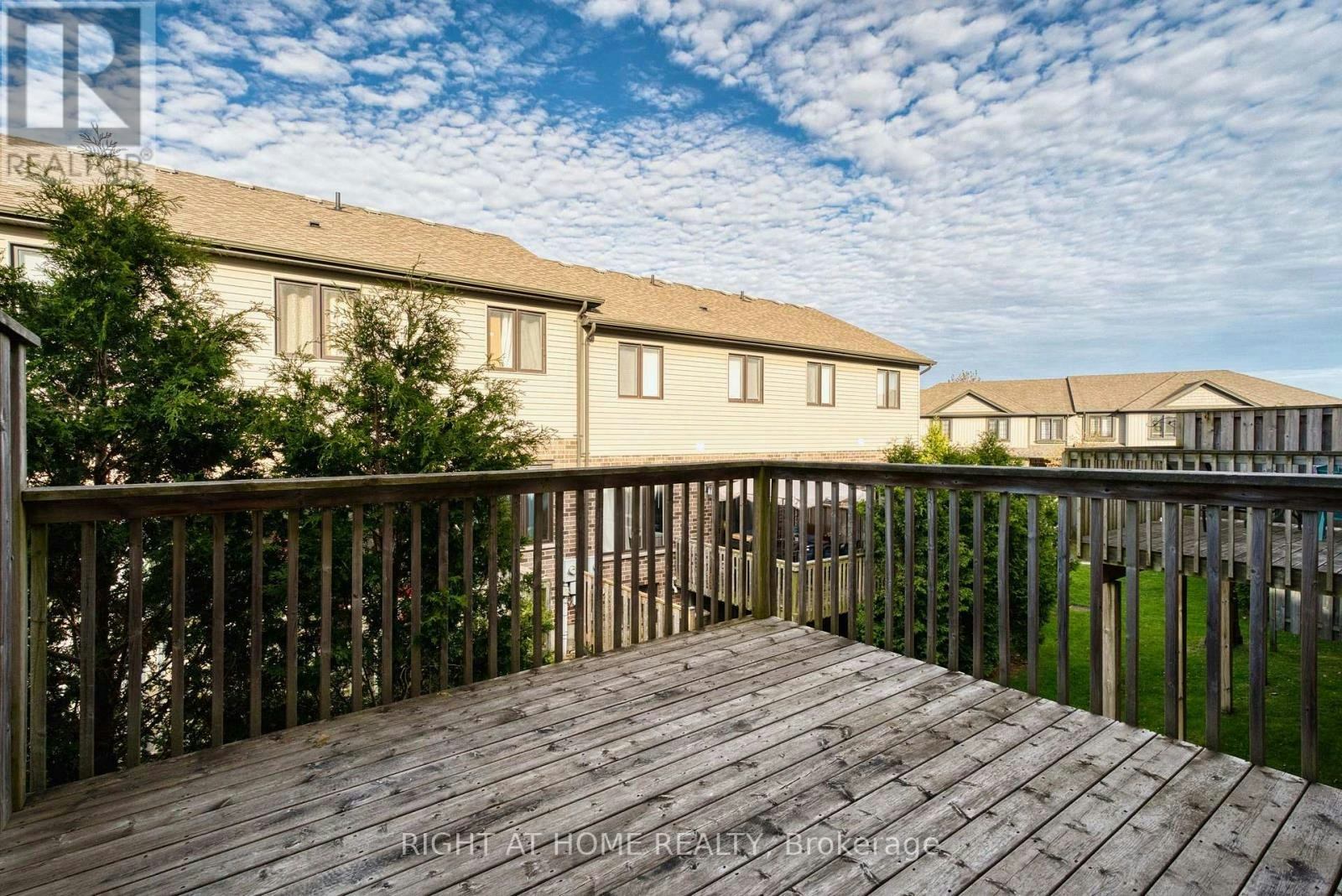 16-1030 Oakcrossing Gate, London, ON, N6H 0H1 - 35