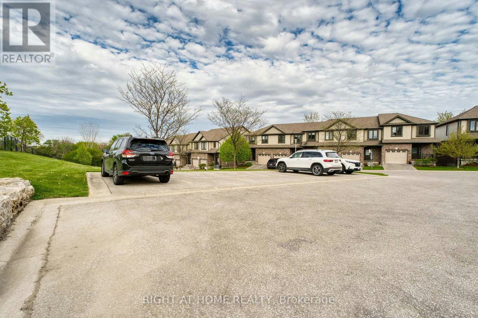 16-1030 Oakcrossing Gate, London, ON, N6H 0H1 - 39