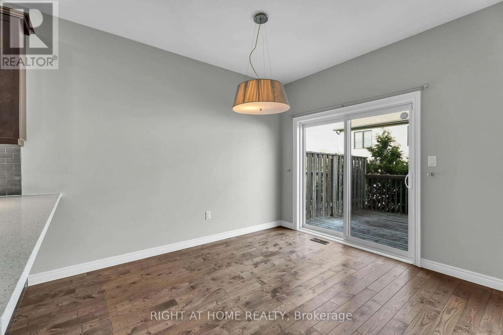 16-1030 Oakcrossing Gate, London, ON, N6H 0H1 - 13