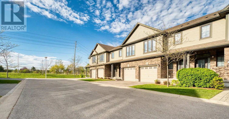 16-1030 Oakcrossing Gate, London, ON, N6H 0H1 - 2