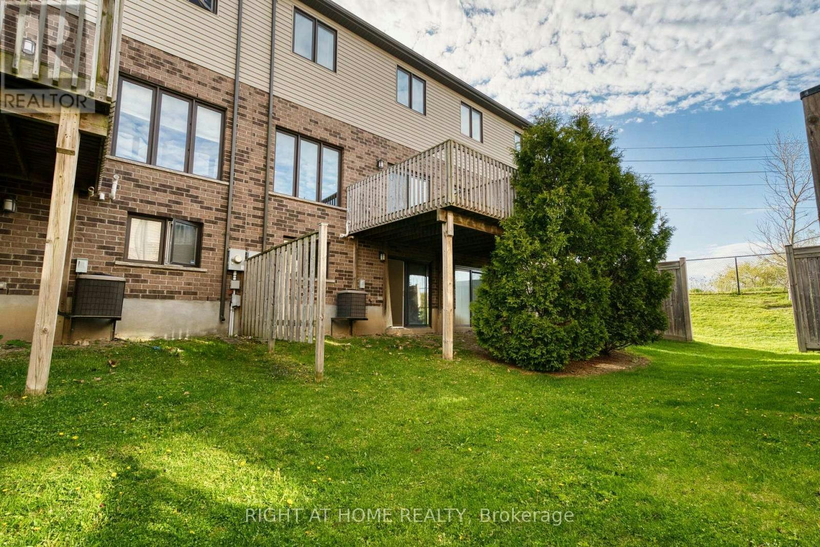 16-1030 Oakcrossing Gate, London, ON, N6H 0H1 - 37