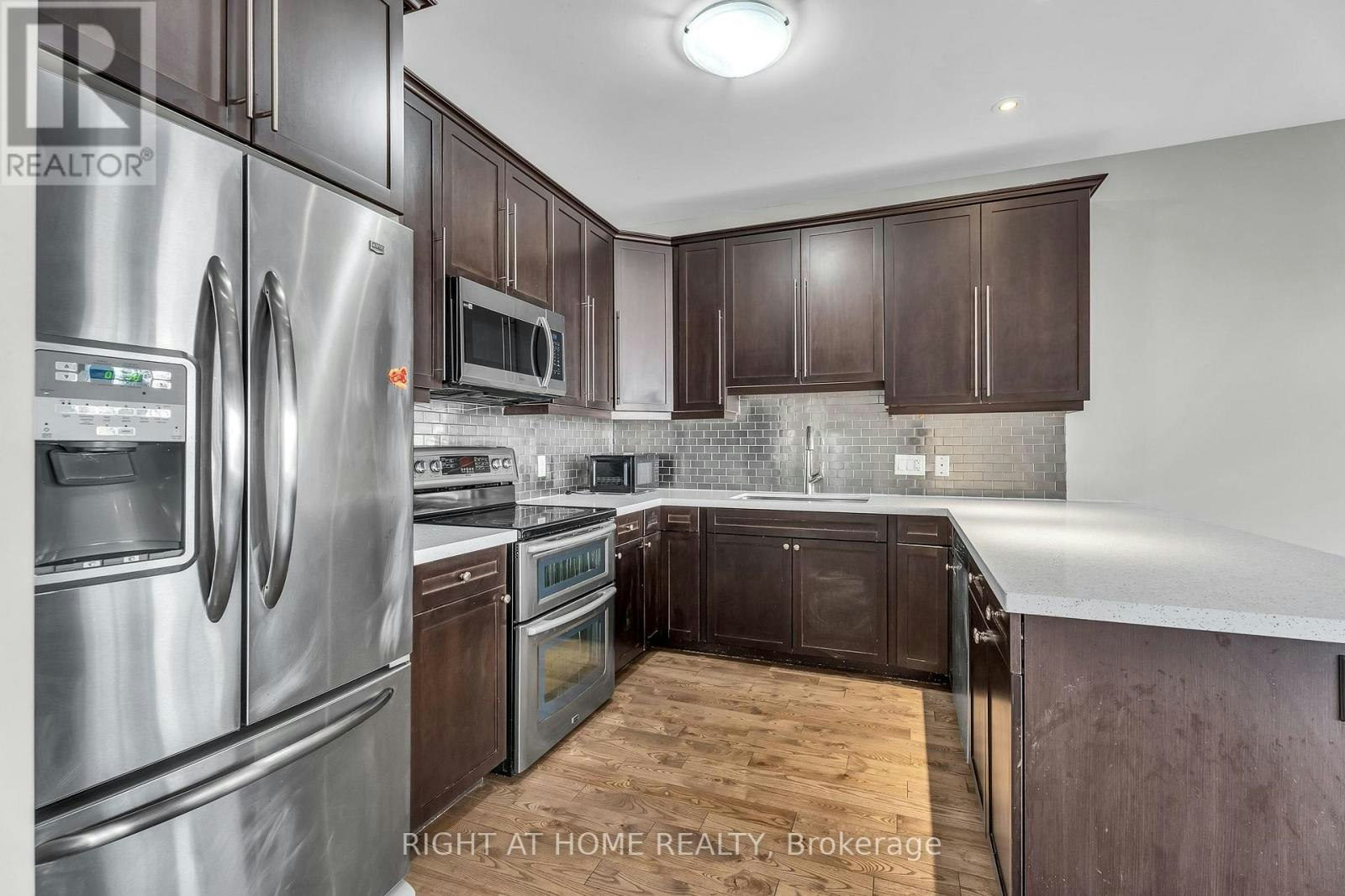 16-1030 Oakcrossing Gate, London, ON, N6H 0H1 - 10